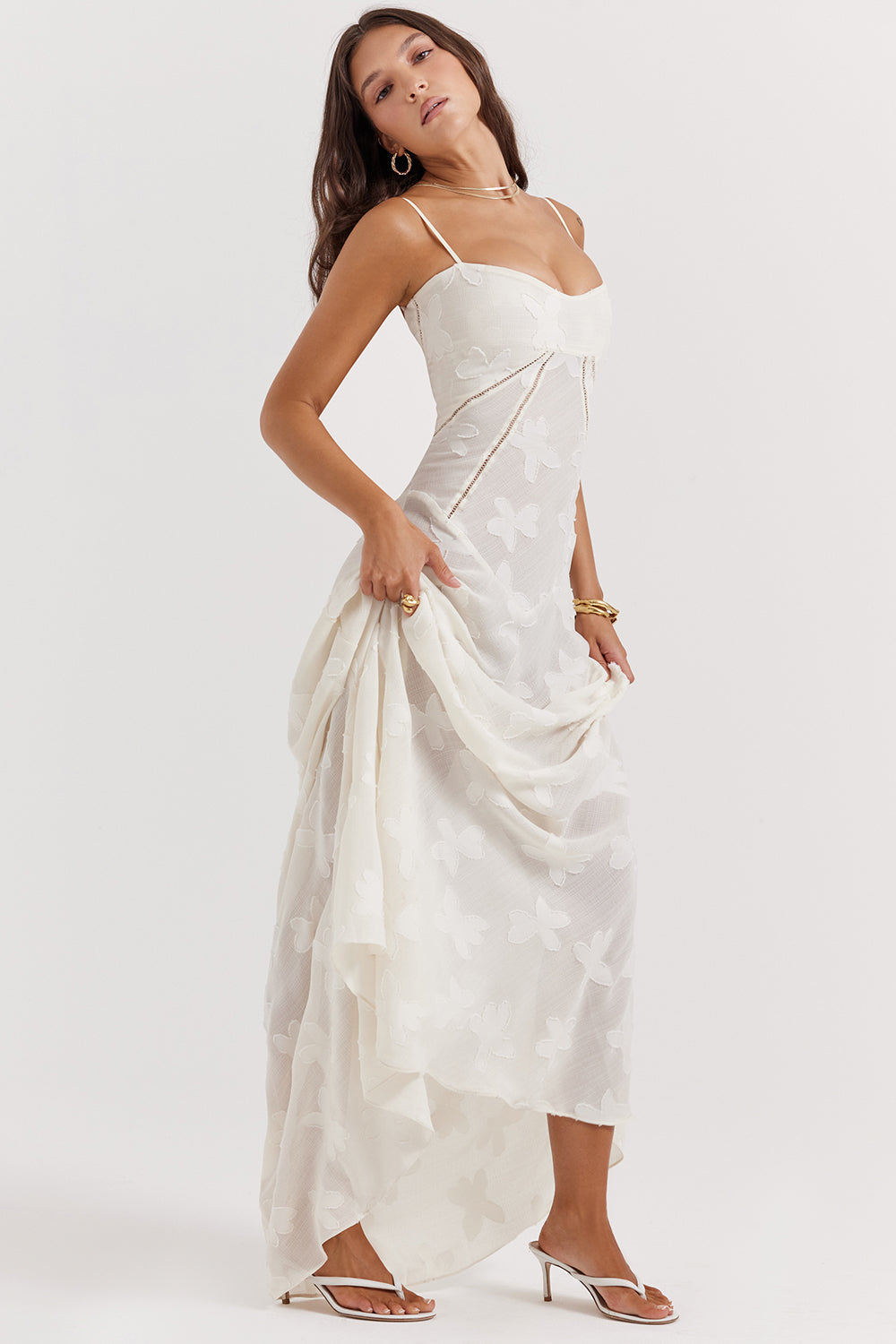 Ewa - Haftowana Maxi Sukienka w Stylu Boho