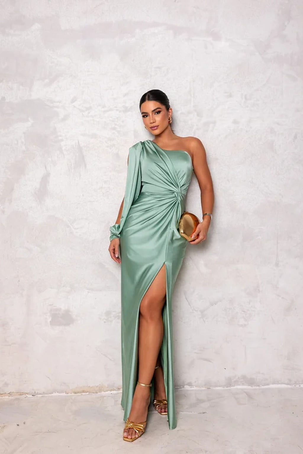 Disa – Sukienka maxi na jedno ramię z eleganckimi marszczeniami